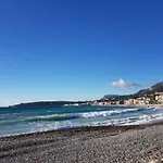 Olguita 4* Menton