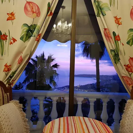 Olguita 4* Menton