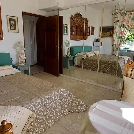 Olguita Guest house *