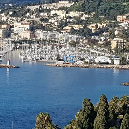 Olguita Menton